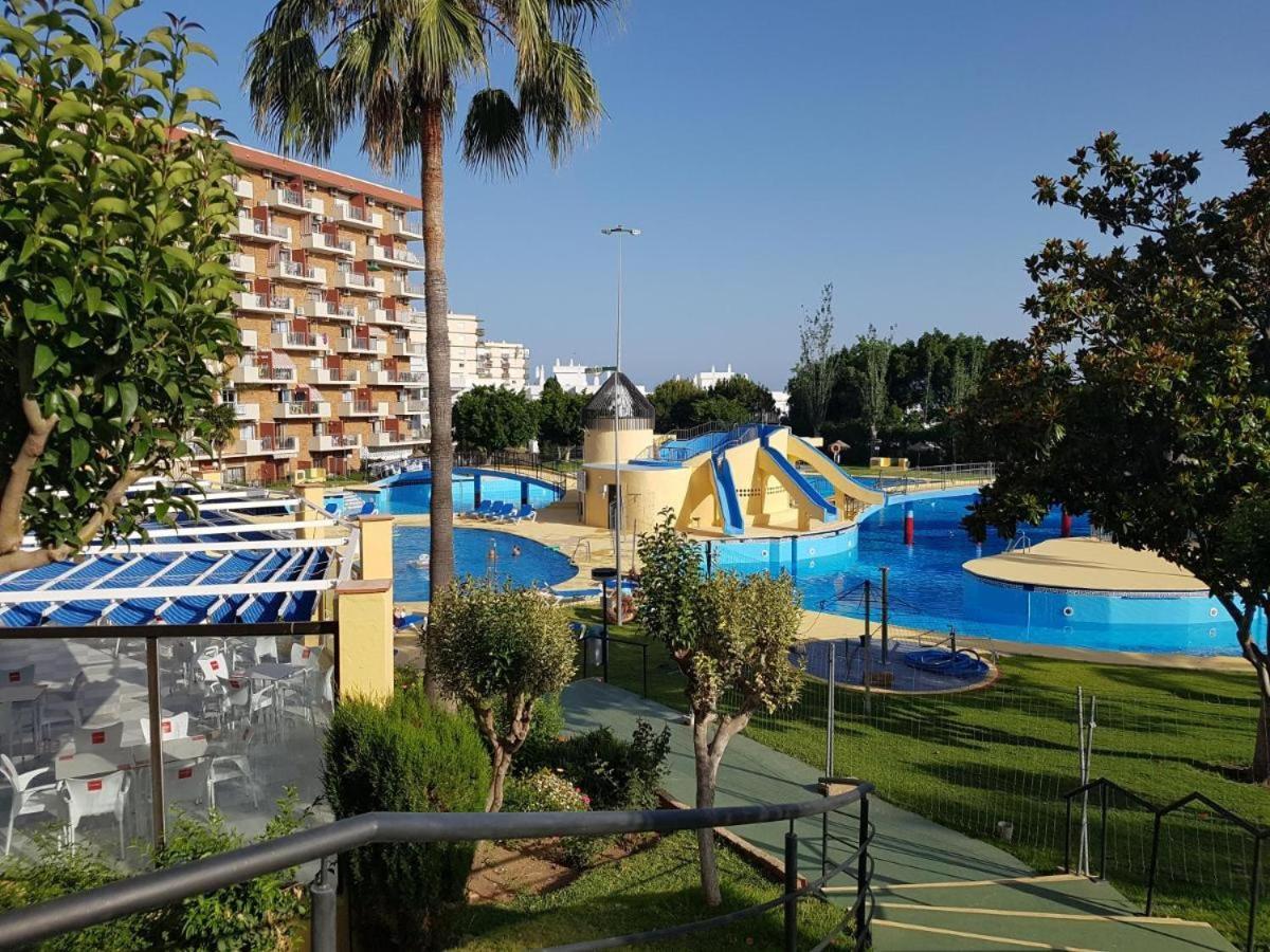 Minerva Estudio Suite La Biznaga , Beach And Pool 贝纳尔马德纳 外观 照片